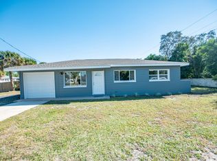 825 N Carpenter Rd, Titusville, FL 32796