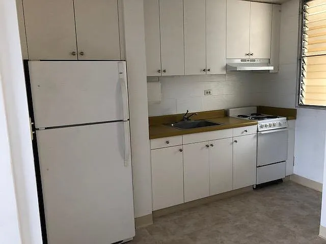 1637 Makiki St — Photo 3