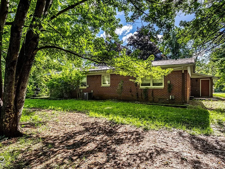 9514 Haverstick Rd — Photo 28