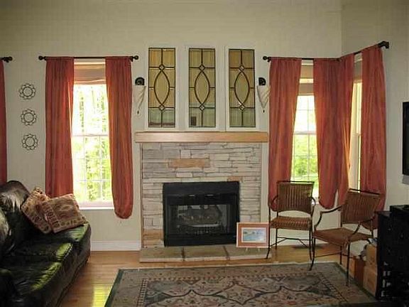 4th image of 4153 Scarlett Dr