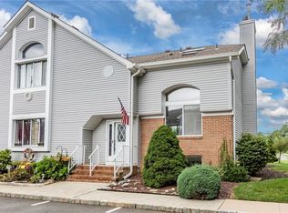 24 Linda Ct, Monmouth Junction, NJ 08852