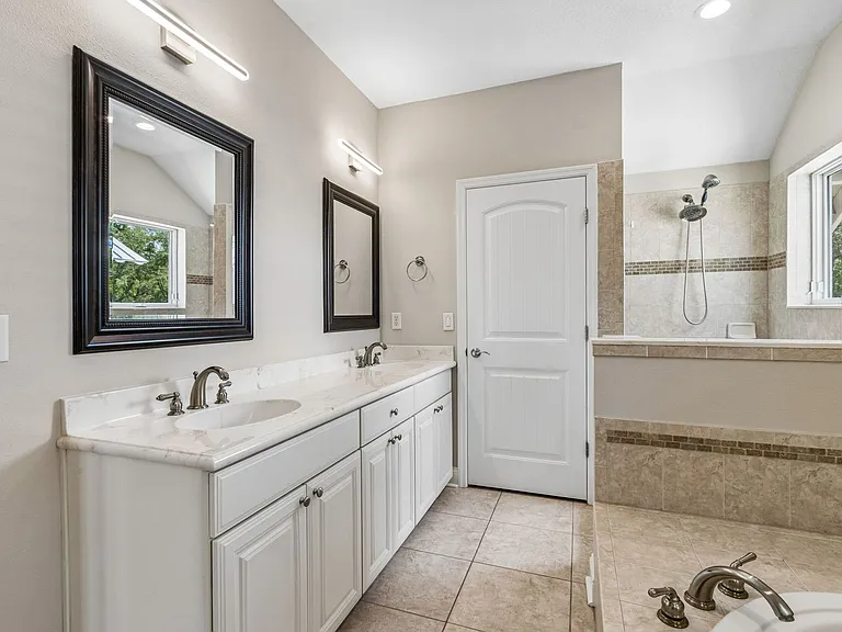 1850 Surf Side Dr — Photo 36