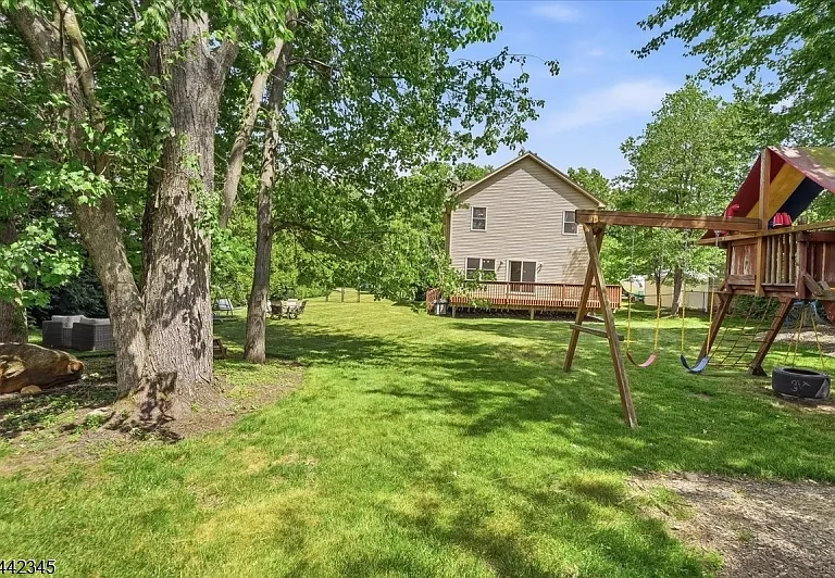 6 Poplar Pl — Photo 33