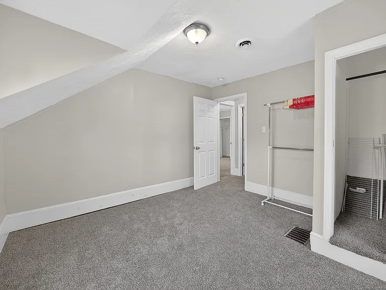 1566 Winchester Ave — Photo 27