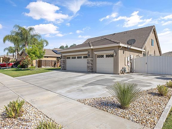 2nd image of 3533 W Vine Avenue