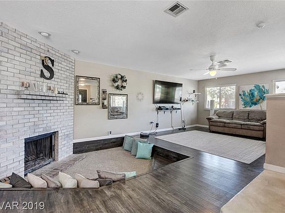 5th image of 3605 Briarglen Ln