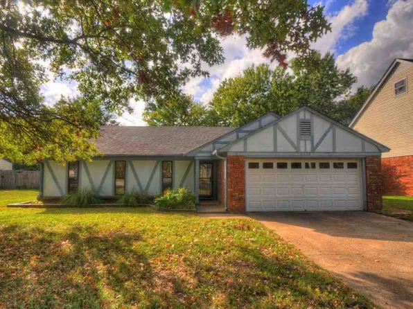 4429 Indian Trail Dr, Memphis, TN 38141