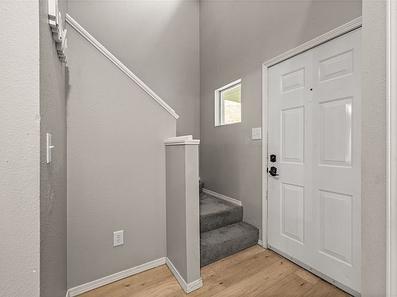 3rd image of 1747 Ethel Ln