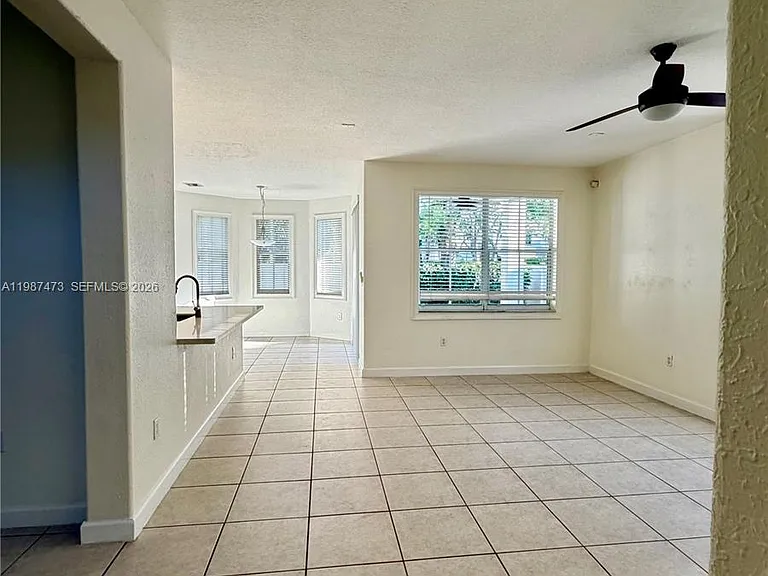 16500 SW 37th St — Photo 5
