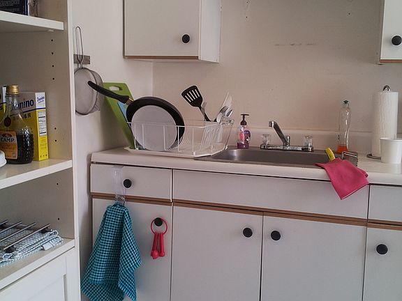 5th image of 2835 34th St APT 2