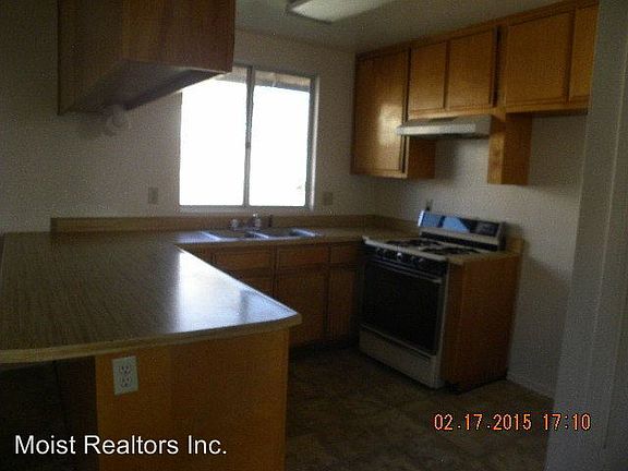 5th image of 12301 2nd St APT A