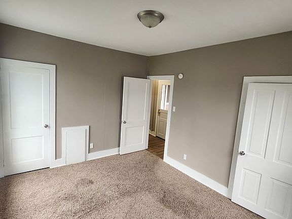 5th image of 371 E Church St APT 2E