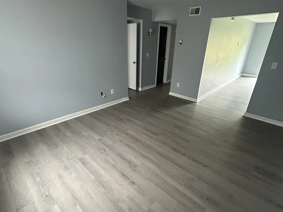720 E Lincoln Trail Blvd
