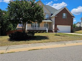 3932 Fox Meadow Ln, Hope Mills, NC 28348