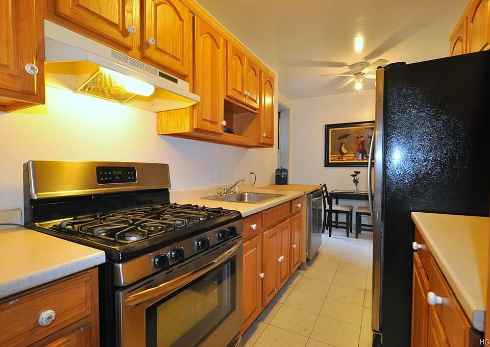 1st image of 501 Riverdale Ave APT 3E