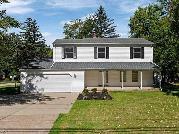 9477 Hoose Rd, Mentor, OH 44060