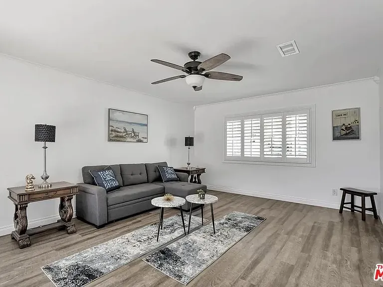 28040 Ermine Pl — Photo 32