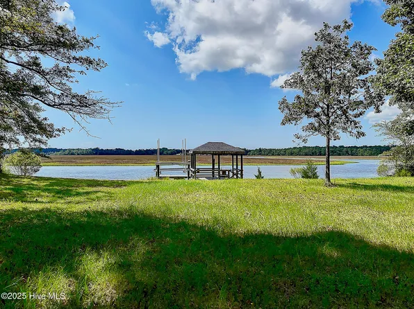 464 Herring Gull Court SE, Bolivia, NC 28422