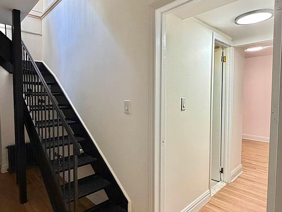 5th image of 333 E 84th St APT A