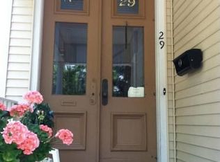 2 Franklin Pl, Morristown, NJ 07960