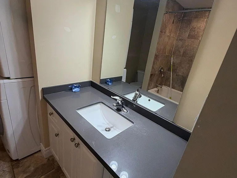 111 Dallan Dr — Photo 5