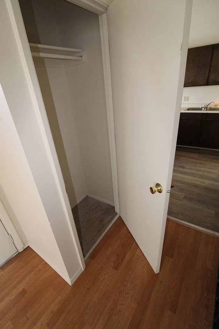 2332 Linda Vista — Photo 1