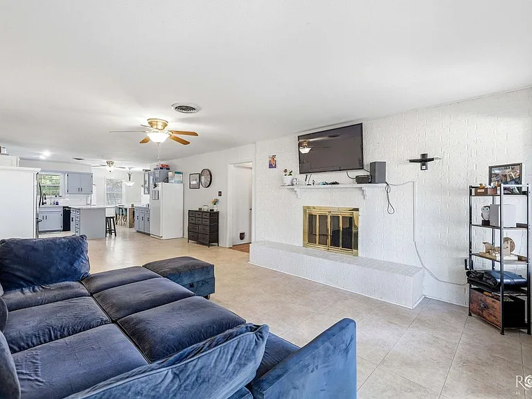 3108 Oak Forest Dr — Photo 13
