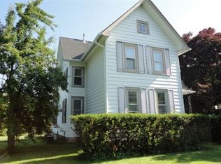 4236 W Oakwood Rd, Franklin, WI 53132