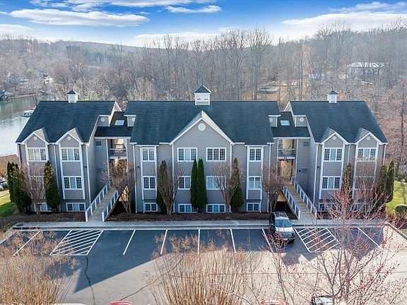 4th image of 300 S Pointe Shore Dr APT 411