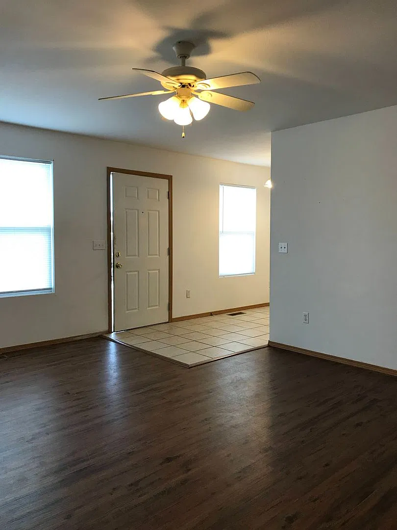 Oak Cliff Apartments — Photo 3