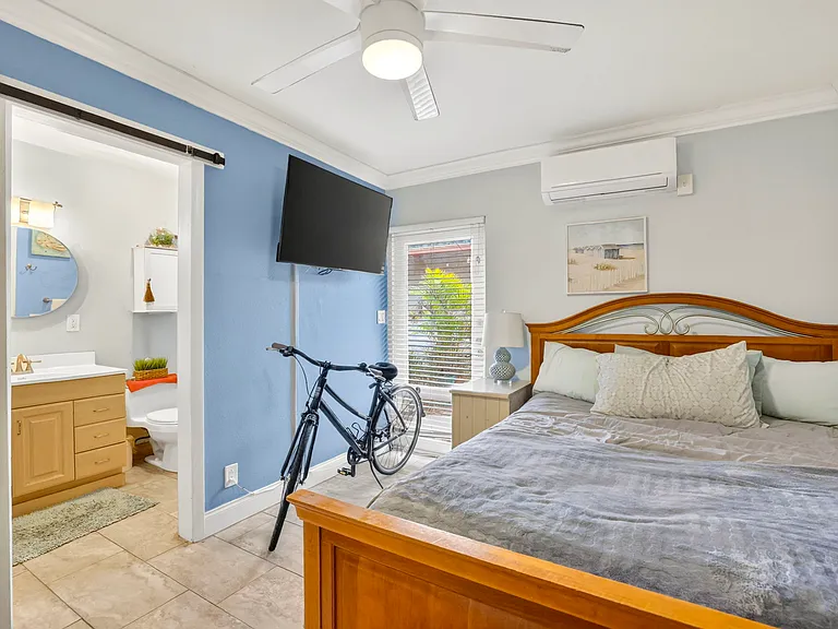 3207 Marine Dr #D — Photo 18