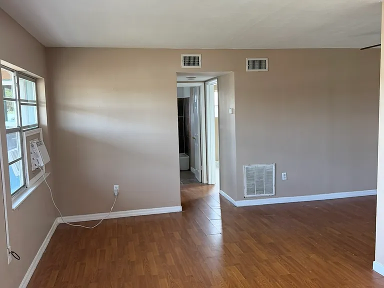 2733 Starlite Ln — Photo 16