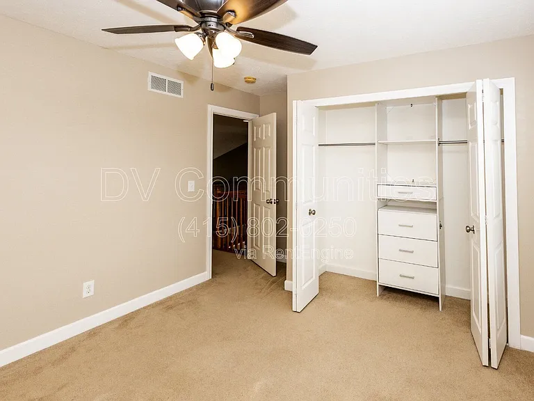 8240 Talbot Cir — Photo 26