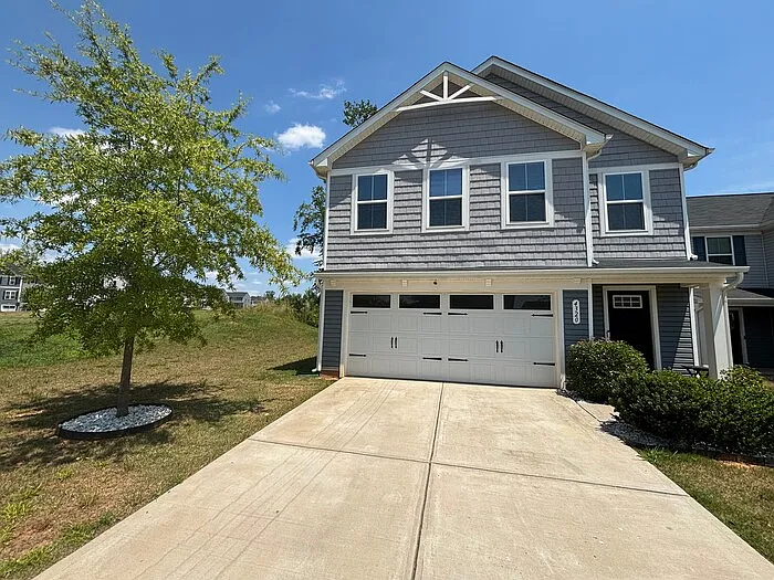 4320 Bowline Dr