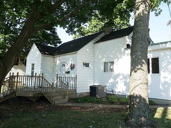 2nd image of 857 Blackhawk Blvd