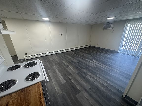 5th image of 27 Maple Ave APT 1