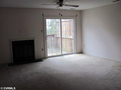 3rd image of 7556 Ingelnook Ct