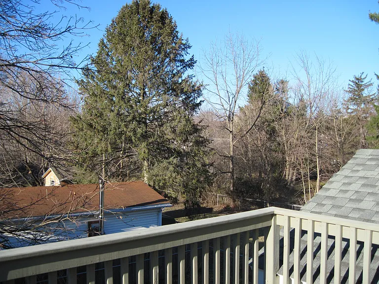 322 N Titus Ave — Photo 8