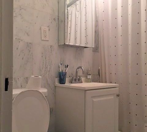 3rd image of 210 E 38th St APT 2H