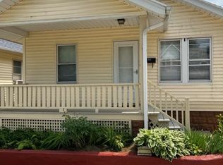 214 Riley Pl, South Bend, IN 46601