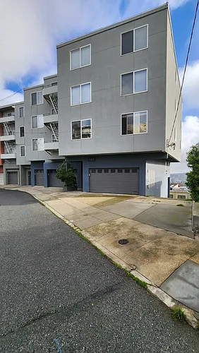 587 Burnett Ave #3 Photo 1