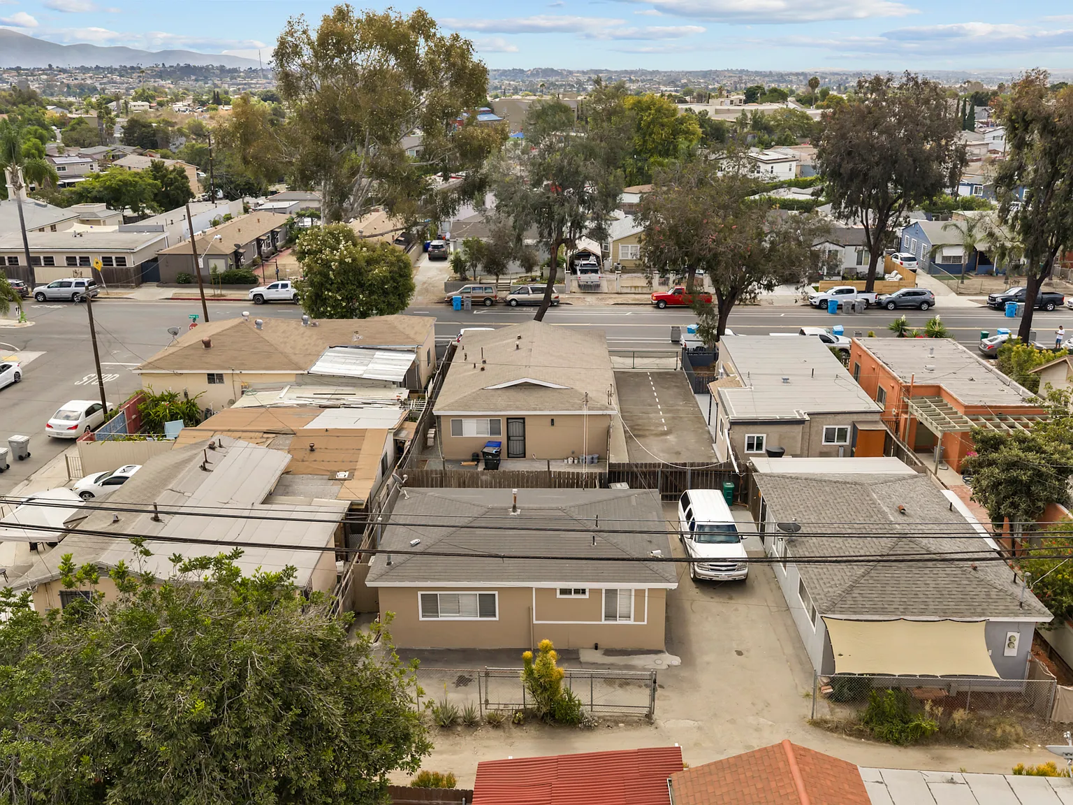 2 bed, 860 sqft, $2,500 — Photo 3