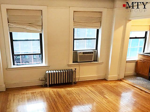 1st image of 155 E 52nd St APT 9C