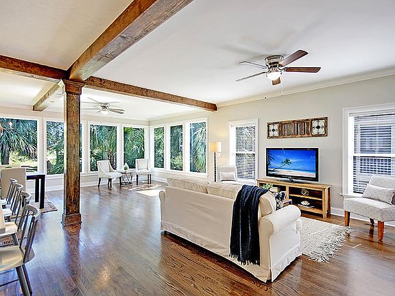 5th image of 20 Morgans Cove Dr