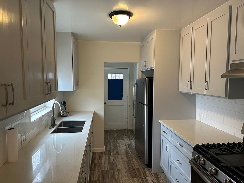 1st image of 821 W Hellman Ave #B
