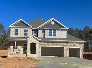 7736 Maple Pond Dr, Oak Ridge, NC 27310