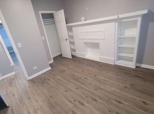 6957 S Wabash Ave #2, Chicago, IL 60637