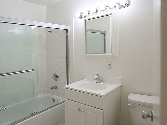 5th image of 200 Guerrero St #105