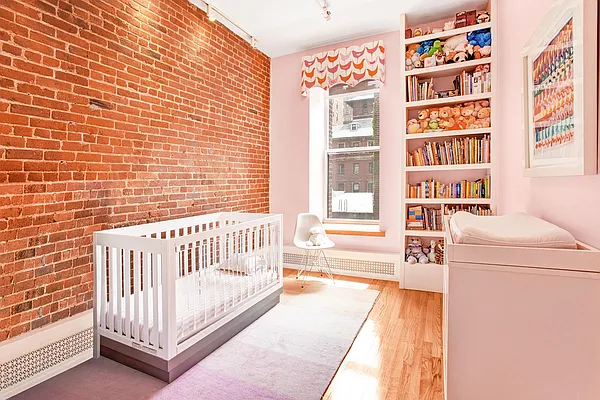 Sold by Bank Neary | media 15