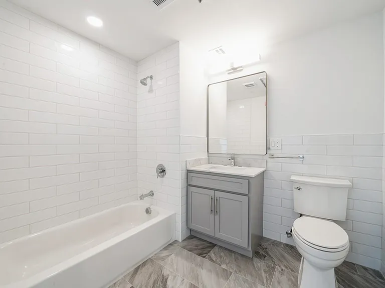 32 Jones St #202 — Photo 28